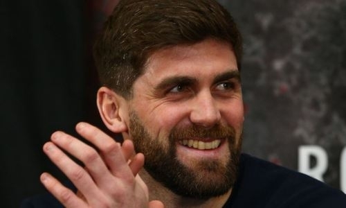 «Я бы сразился даже с Головкиным». Избитый «Канело» экс-чемпион мира ищет нового соперника