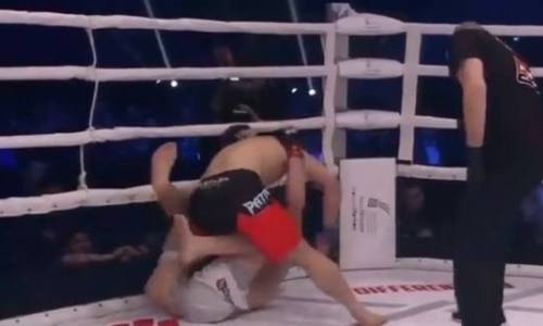 Видео мощного нокаута, или Как непобежденного россиянина «забили молотками» в Алматы