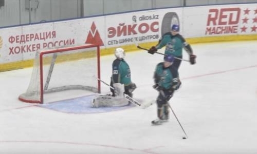 Видеообзор матча МХЛ «Алтай» — «Спутник» 1:4