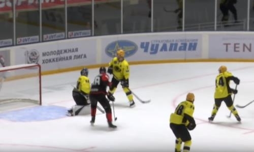 Видеообзор матча плей-офф ВХЛ «Нефтяник» — «Сарыарка» 4:2