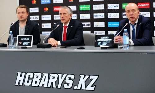 Видео послематчевой пресс-конференции первой игры плей-офф КХЛ «Барыс» — «Авангард» 1:3