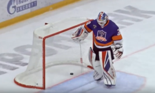 Видеообзор матча плей-офф ВХЛ «СКА-Нева» — «Сарыарка» 0:1