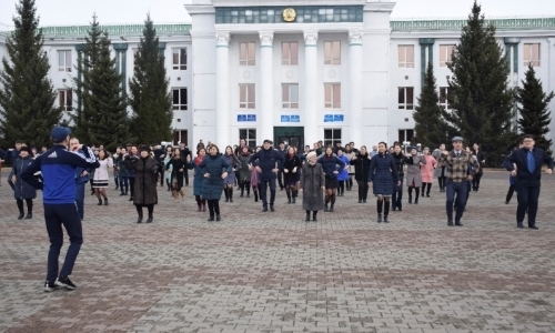 Акмолинские чиновники вышли на разминку