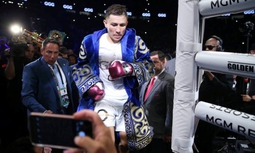 «Дико нокаутирует». Американские фанаты высказались о бое Головкин — Нжикам