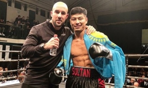 Вице-чемпион мира из Казахстана жестоко вырубил китайца в шестом бою в профи