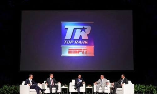 Top Rank анонсировала вечер бокса с боем за пояс чемпиона мира в Казахстане