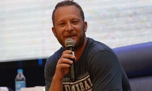 Экс-форвард «Барыса» после успешного сезона подписал новый контракт с клубом КХЛ