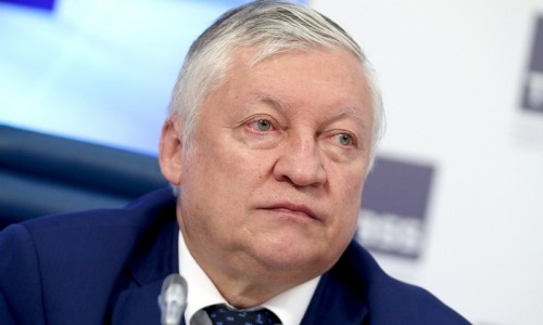 Анатолий Карпов оценил игру казахстанских шахматисток