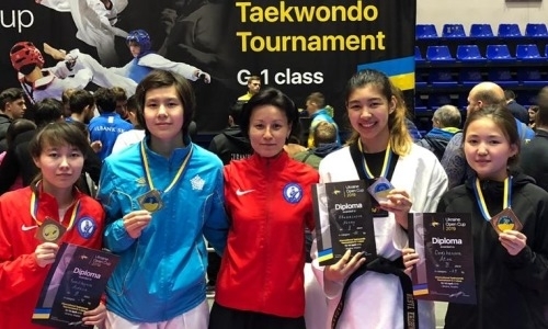 Казахстанские таеквондисты взяли 12 медалей на международном турнире в Украине