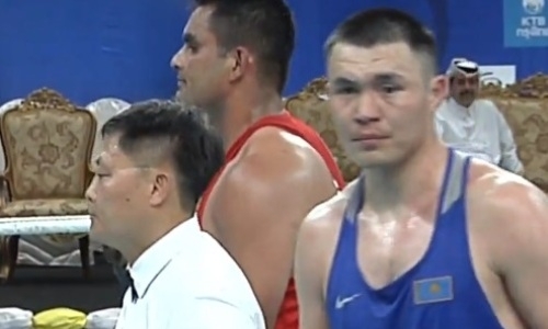 Капитан сборной Казахстана вышел в четвертьфинал в супертяжелом весе на чемпионате Азии-2019