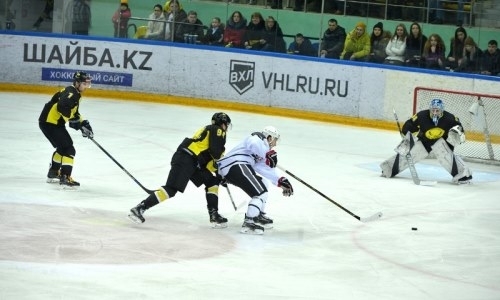 Букмекеры не определили победителя третьего матча финала плей-офф ВХЛ между «Рубином» и «Сарыаркой»