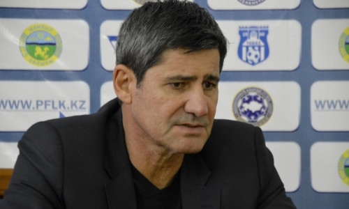 «Исход встречи можно было решить до 35-й минуты». Наставник «Шахтёра» — о напряженной концовке матча с «Таразом»