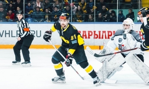 В четвертом матче финала плей-офф ВХЛ между «Рубином» и «Сарыаркой» — нет фаворита