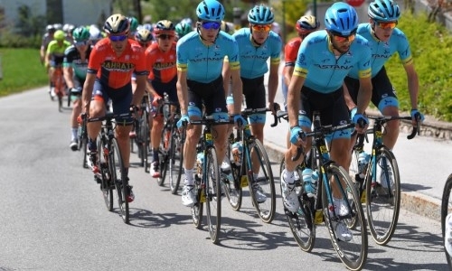 «Мы привезли хорошую команду». В «Астане» обозначили цель на «Тур Альп»