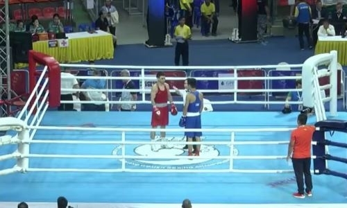 Видео боя, в котором казахстанский боксер побил китайца и вышел в полуфинал ЧА-2019