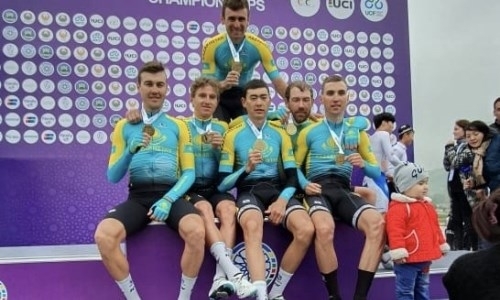 Сборная Казахстана выиграла командную гонку на чемпионате Азии в Ташкенте