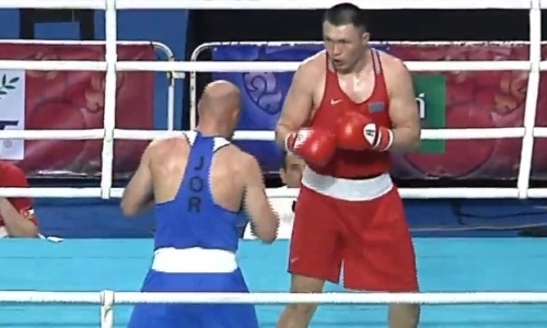 Видео победного боя с нокдауном казахстанского супертяжа на ЧА-2019
