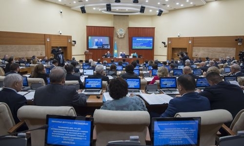 «Должно быть стыдно». Спикер мажилиса раскритиковал работу Минспорта по антидопинговым мерам