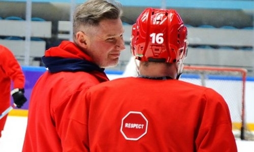 Тренерский штаб сборной Казахстана поприсутствовал на тренировке соперника