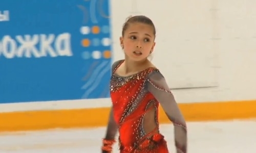 13-летняя российская ученица тренера Турсынбаевой сделала каскад четверной тулуп — тройной тулуп