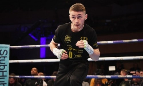 Обидчик Жакиянова подписал контракт с Top Rank и ESPN