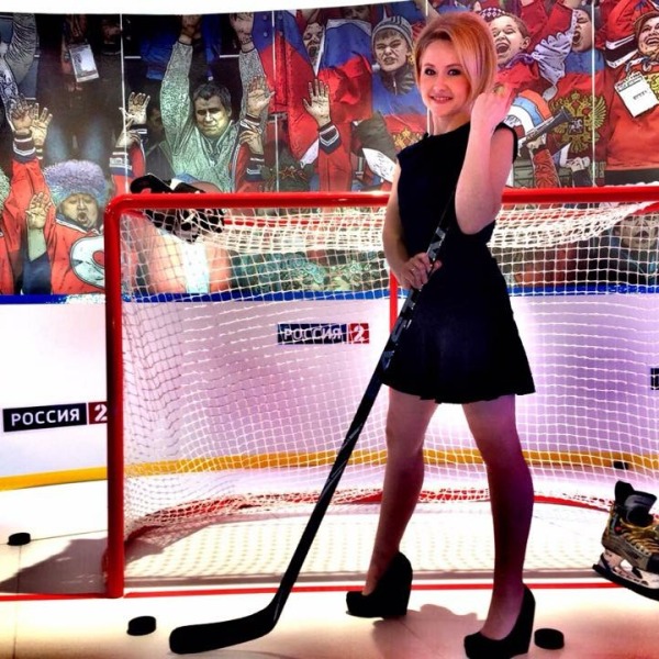 «Как бы соперник тебя ни провоцировал, — игра должна быть достойной». Женский взгляд на «Барыс» из России