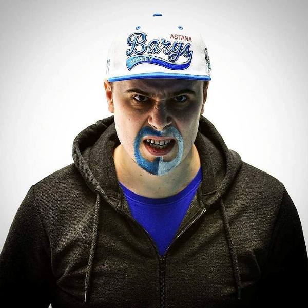 Бывшая айсгерл «Салавата» обнажилась после выхода в финал Востока, в «Барысе» только красят бороды