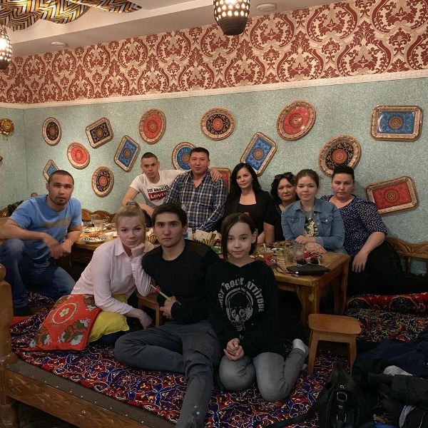 «Бабушкины бауырсаки были любимой едой». Экс-чемпион Мира из России о поездке в Казахстан