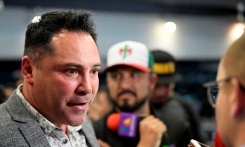 Промоутер «Канело» оценил шансы на бой с Головкиным и озвучил другие варианты