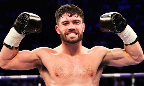 Забракованный Головкиным «Горилла» нокаутом выиграл бой за титул чемпиона мира в андеркарде «Канело» — Джейкобс