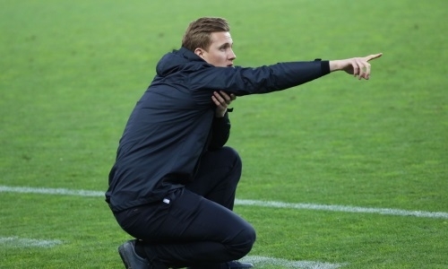 «От мамы ему за это влетит». Белорусские болельщики — о работе Шпилевского в «Кайрате»