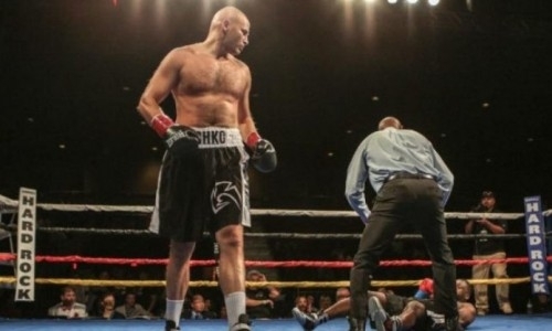 Видео нокаута казахстанским супертяжем бывшего соперника Владимира Кличко