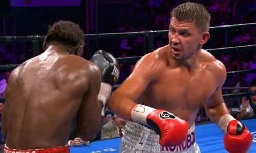Видео лучших моментов боя с неожиданным итогом претендента на поединок с Головкиным из России