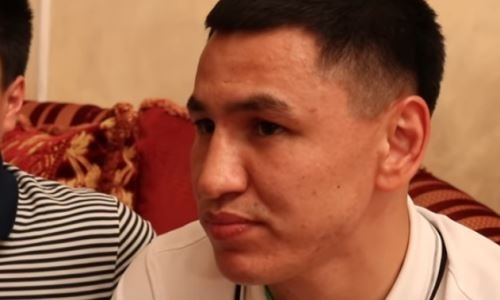 Казахстанский боксер рассказал о спарринге с соперником Ломаченко и оценил его шансы в бою