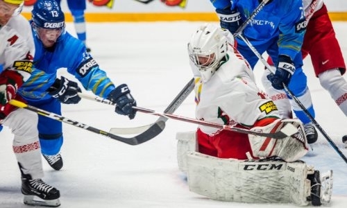 «Я до последнего не знал...». Вратарь сборной Беларуси вспомнил забавный момент матча с Казахстаном