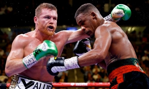 «Весь зал гудел». Головкин объяснил свою критику в адрес «Канело» и Джейкобса