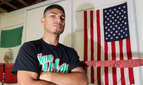 «Складывается впечатление...». Майки Гарсия вступился за «Канело» после боя с Джейкобсом в весе Головкина