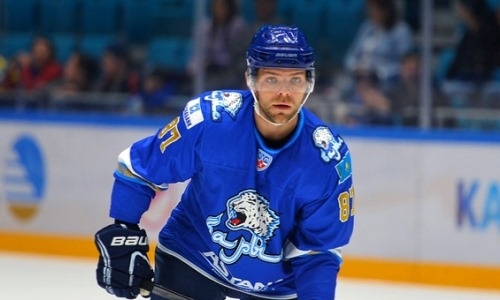 Еще один хоккеист сборной Казахстана покинул «Барыс» после 12 лет в клубе