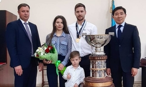 «Фойе занято выставкой». «Торпедо» прокомментировало приезд Метальникова в Усть-Каменогорск с Кубком Петрова