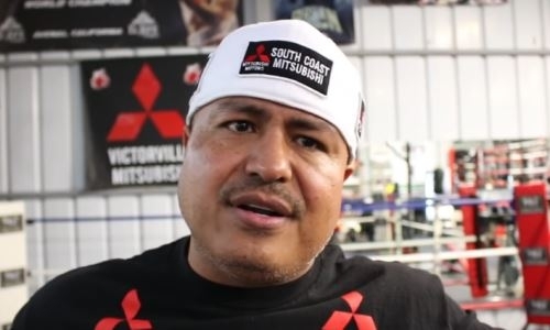 «Он командует». Известный тренер высказался о третьем бое Головкин — «Канело»