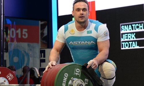 Илье Ильину — 31 год: как карьера тяжелоатлета стала сагой о рекордах и преодолении