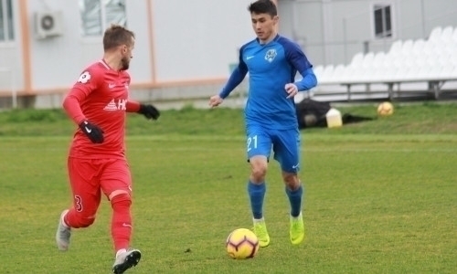 Клуб казахстанского футболиста сохранит костяк команды с выходом в РПЛ