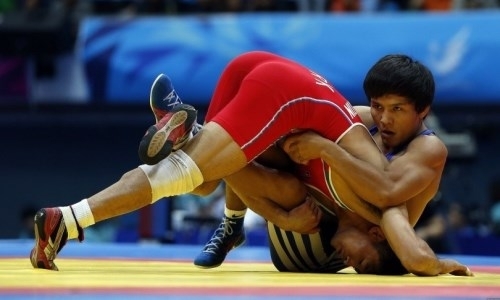 Казахстанский борец уступил в финале, но получил «золото» на турнире в Италии