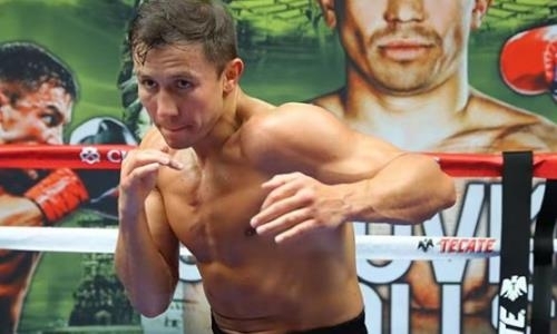 Головкин показал фото с открытой тренировки и обратился к болельщикам