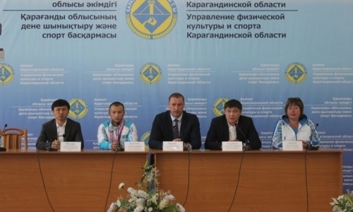 В Караганде чествовали обладателя мирового рекорда в пауэрлифтинге