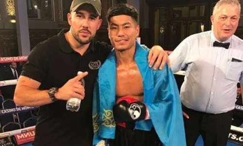 Вице-чемпион мира из Казахстана нокаутировал «латиноса» с 30 боями в профи