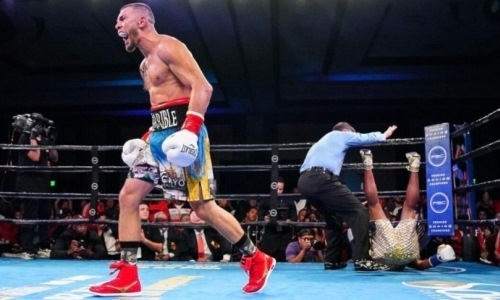 Украинский сторонник Головкина крепко избил экс-чемпиона мира. Видео трех нокдаунов и нокаута