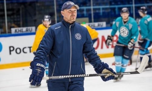 «Постоянно под давлением». Белорусский тренер из КХЛ разобрал работу Скабелки в «Барысе» и сборной Казахстана