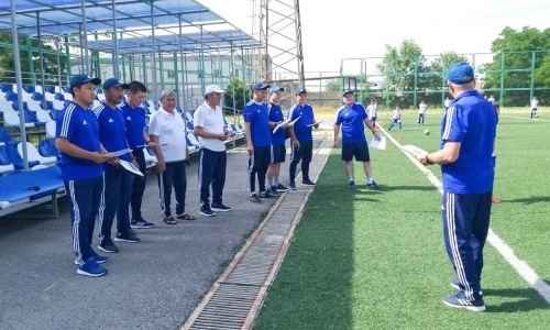 Региональный тренер Техцентра КФФ посетил «Ордабасы»