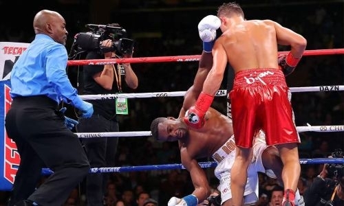 Видео полного боя с брутальным нокаутом Геннадий Головкин — Стив Роллс от DAZN